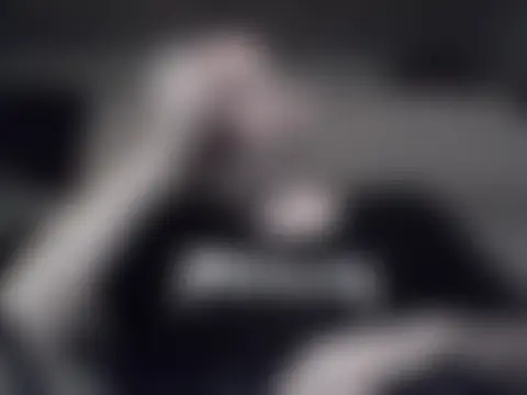 crazyheratic8's Webcam Show