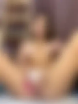 AllaTousNew's Live Sex Cam Show