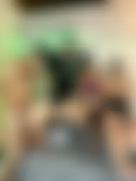 royalgirls_x's Webcam Show