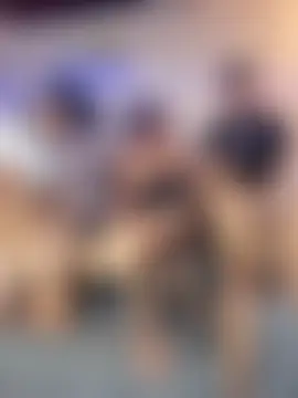 royalgirls_x's Live Sex Cam Show