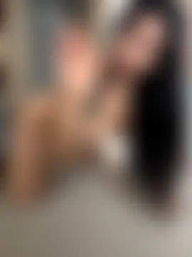 isabella_dmar's Webcam Show