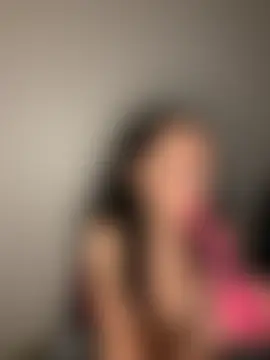 nikkiloveee's Webcam Show