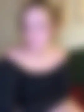 Starryluvvy23's Live Sex Cam Show