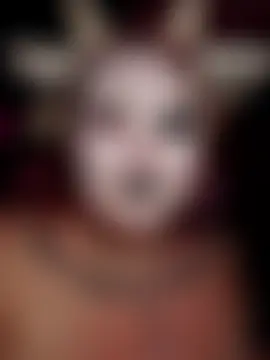 Cutegothcrybabyx's Webcam Show