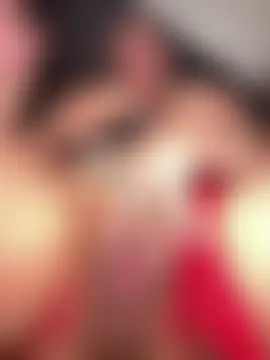 BustiBunny69's Live Sex Cam Show