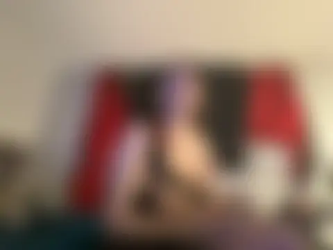 Snowbunnycake_131's Webcam Show