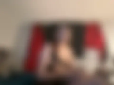 Snowbunnycake_131's Webcam Show