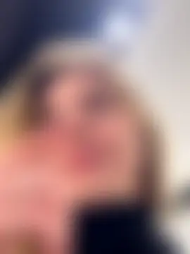 ValenciaShock's Live Sex Cam Show