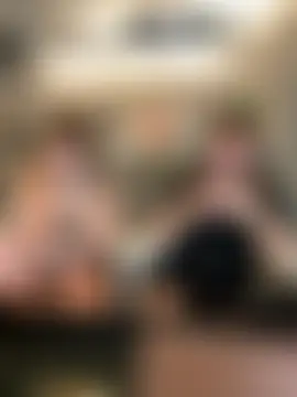 Nura_n_Sarah's Live Sex Cam Show