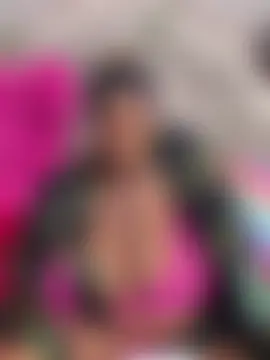 BigFineSelena's Webcam Show