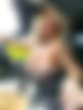 YourMommyBlair's Live Sex Cam Show