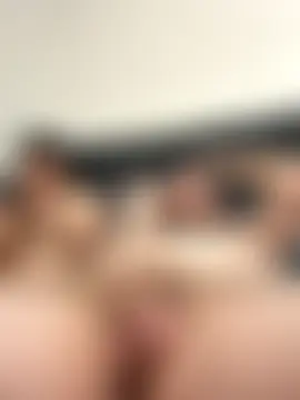 Charming_Chaos' Live Sex Cam Show