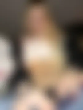 babydolll's Live Sex Cam Show