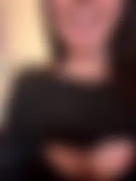 Cherryschiodisegarsi's Live Sex Cam Show