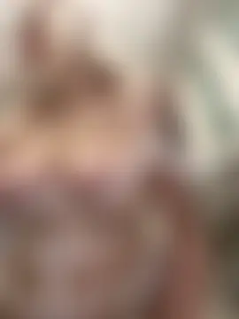 HugeBoobsAlice's Webcam Show