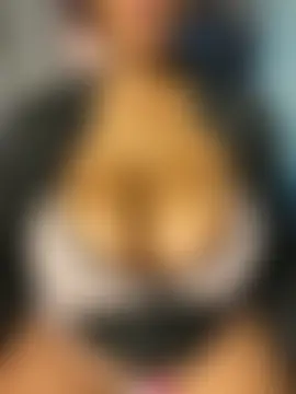 YellowHoneyDip's Webcam Show