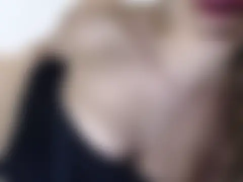 Luanaa_'s Live Sex Cam Show