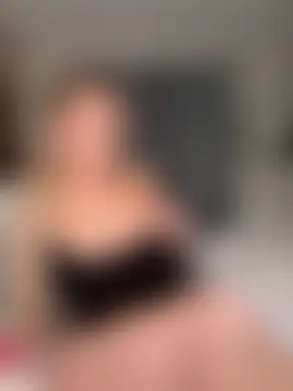 LucyRoseUk's Live Sex Cam Show