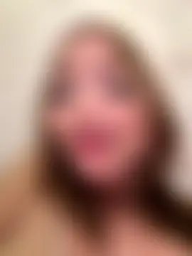 LoraaDoll's Live Sex Cam Show