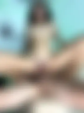 young_liza's Live Sex Cam Show