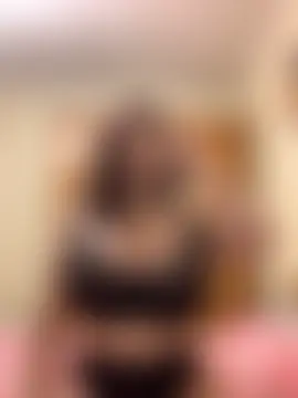 roserist's Live Sex Cam Show