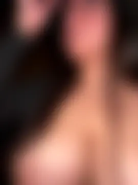 BustiBunny69's Webcam Show