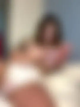 _naomidiz's Live Sex Cam Show