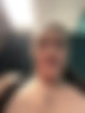 BustyBonnieUK's Live Sex Cam Show