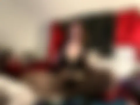 Snowbunnycake_131's Webcam Show