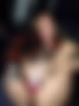 SheIsSomething's Webcam Show