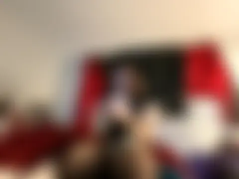 Snowbunnycake_131's Webcam Show