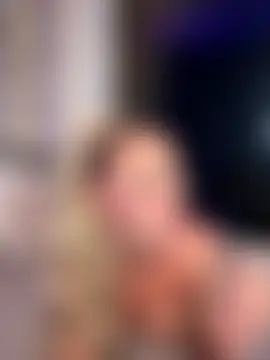 JayJayPink's Live Sex Cam Show