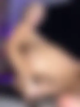 AubrieleRouj1's Live Sex Cam Show