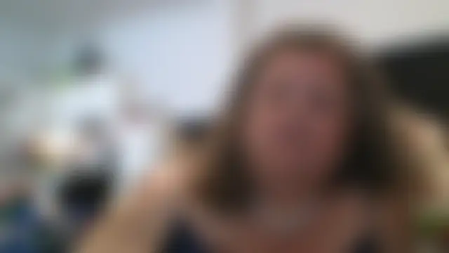 TiguhguhrsRose's Webcam Show