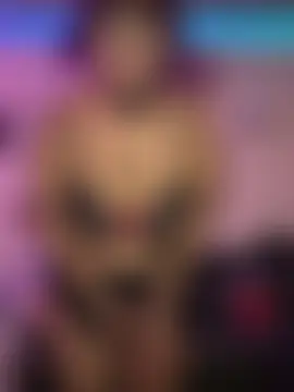 moan4mona's Webcam Show