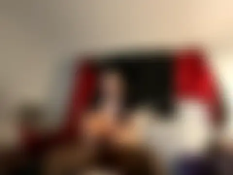 Snowbunnycake_131's Webcam Show