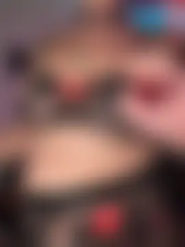 moan4mona's Webcam Show