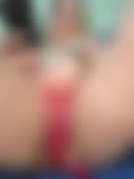 AnnaCurvy's Live Sex Cam Show