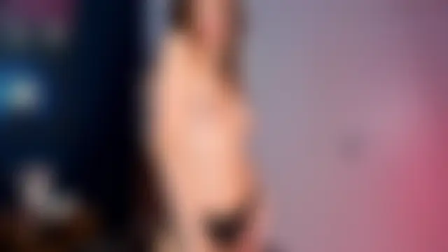 EvelynPoole's Live Sex Cam Show