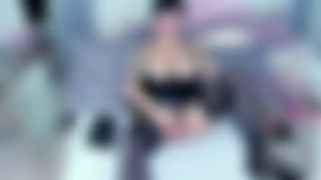 CharlotteMi's Live Sex Cam Show