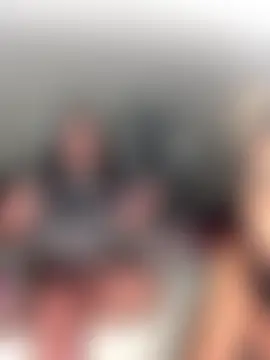 lovebelowyou's Webcam Show