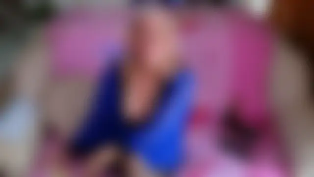 Alyonushkadarling's Live Sex Cam Show