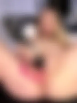 Adelina0001's Live Sex Cam Show