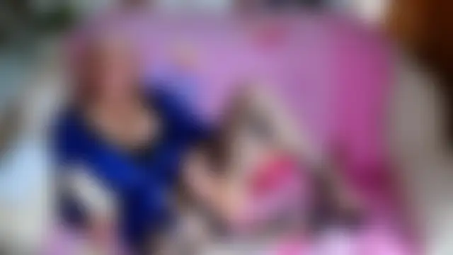 Alyonushkadarling's Live Sex Cam Show