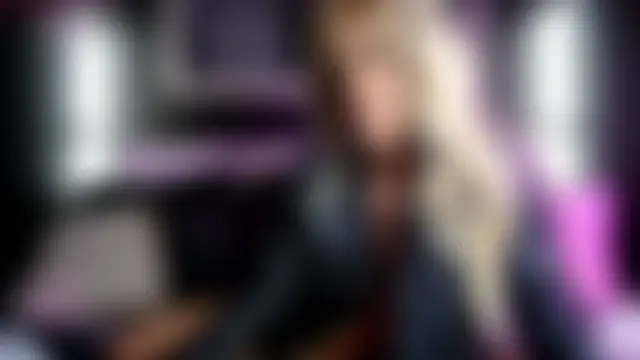 blondiluvsanal's Live Sex Cam Show