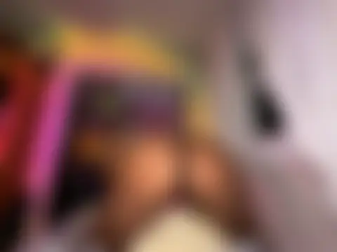 aliayourfav's Webcam Show