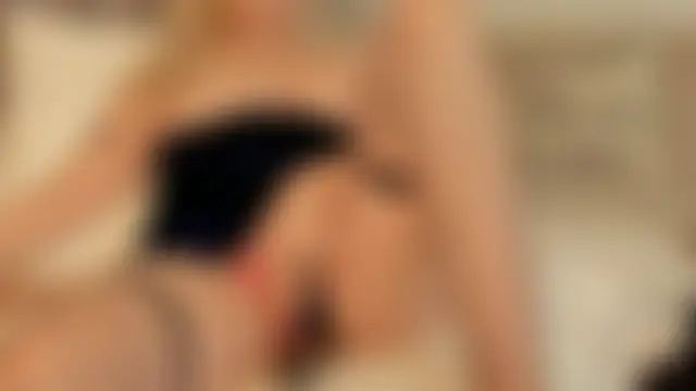 DivineJanyne's Live Sex Cam Show