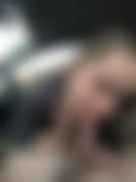 Mona_Plus' Webcam Show