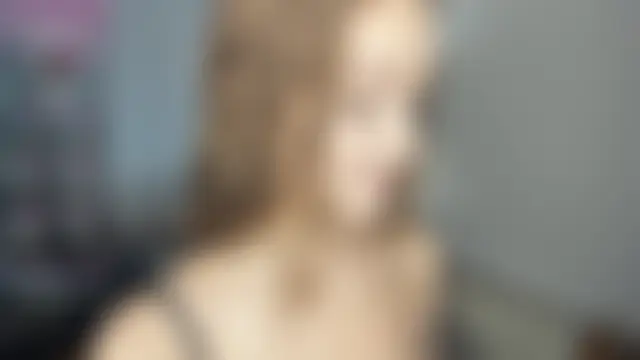 SerrenaAa's Live Sex Cam Show