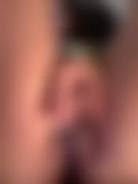 aly_golden_'s Webcam Show